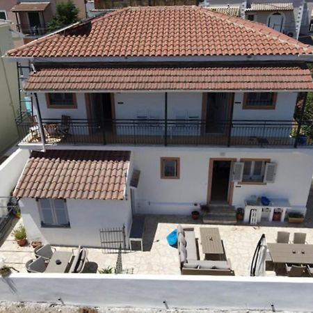 Nicola'S Apartments Кассиопи Экстерьер фото