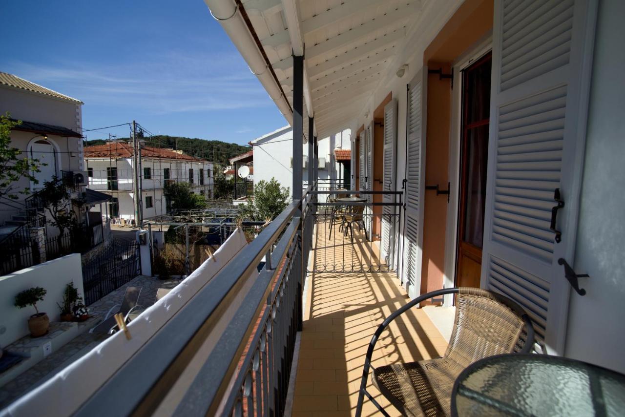 Nicola'S Apartments Кассиопи Экстерьер фото